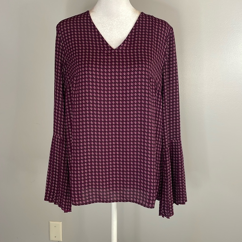 [Banana Republic] Purple Pattern Blouse - Size Small